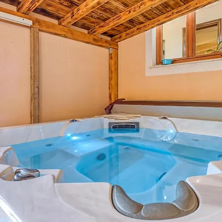Simac With Pool And Whirlpool - Happy
