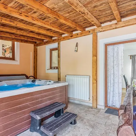 Simac With Pool And Whirlpool - Happy * Pazin