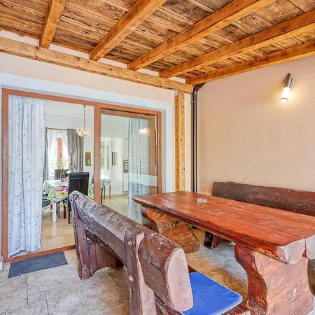 Simac With Pool And Whirlpool - Happy *