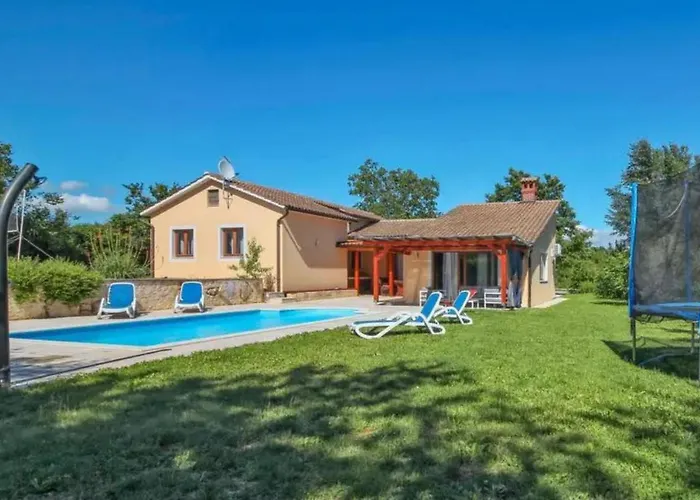 Casa vacanze Simac With Pool And Whirlpool - Happy