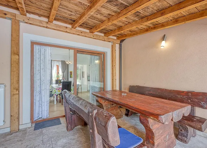 Simac With Pool And Whirlpool - Happy Casa vacanze